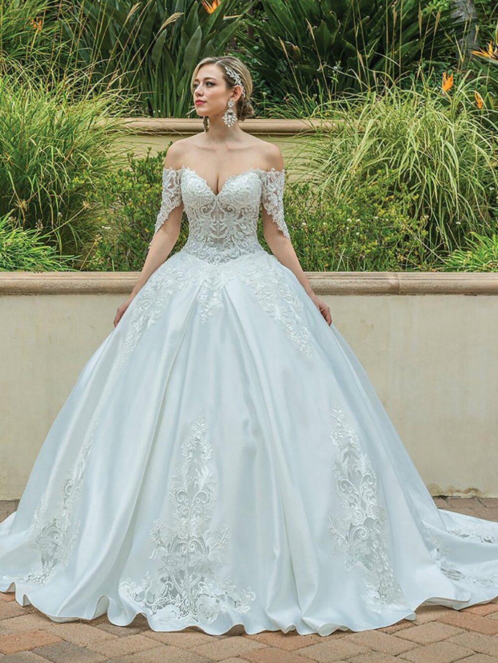 NEW OFF WHITE Embroidered Wedding Dress Floor Length Formal Elegant 0187